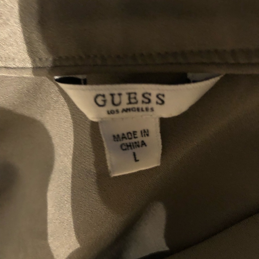 Guess button down - Picture 2 of 4